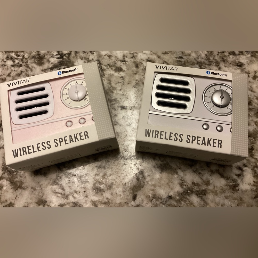 Retro Bluetooth wireless speaker